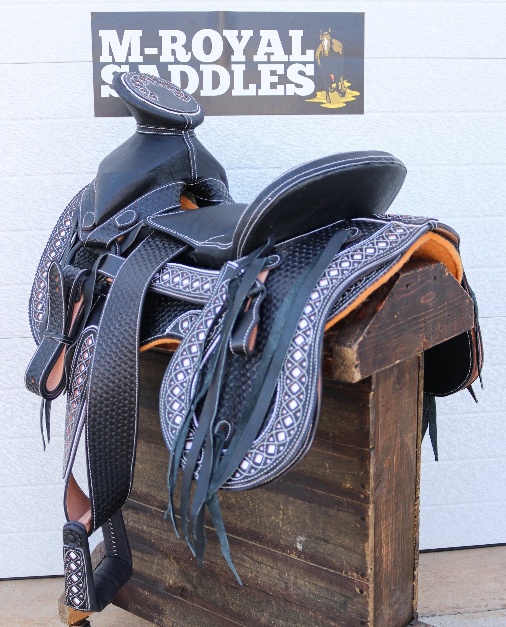 15" Black Charro Cola Montura Saddlebags - M - Royal Saddles - Charro Saddles/Monturas