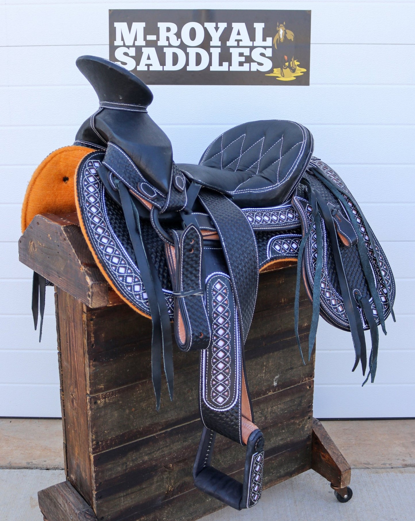 15" Black Charro Cola Montura Saddlebags - M - Royal Saddles - Charro Saddles/Monturas