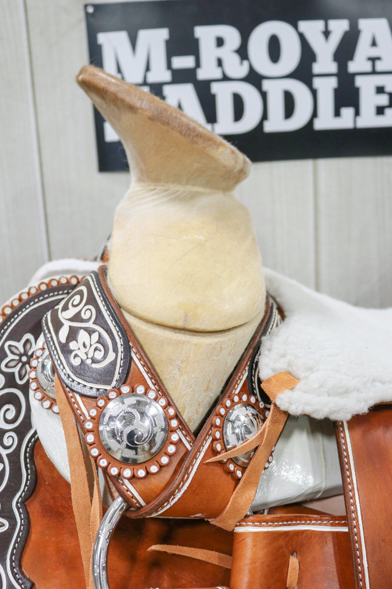 15" Charra Saddle Montura Pintada Fina Acero - M - Royal Saddles - Charro Saddles/Monturas