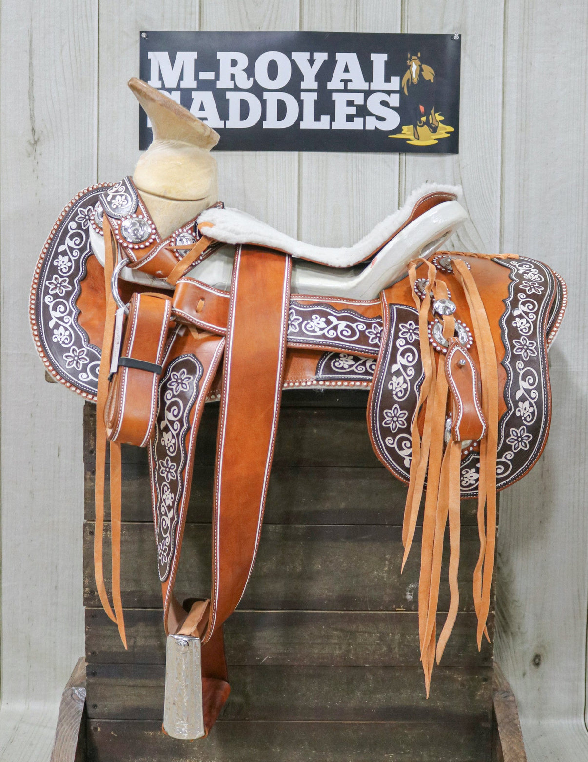 15" Charra Saddle Montura Pintada Fina Acero - M - Royal Saddles - Charro Saddles/Monturas