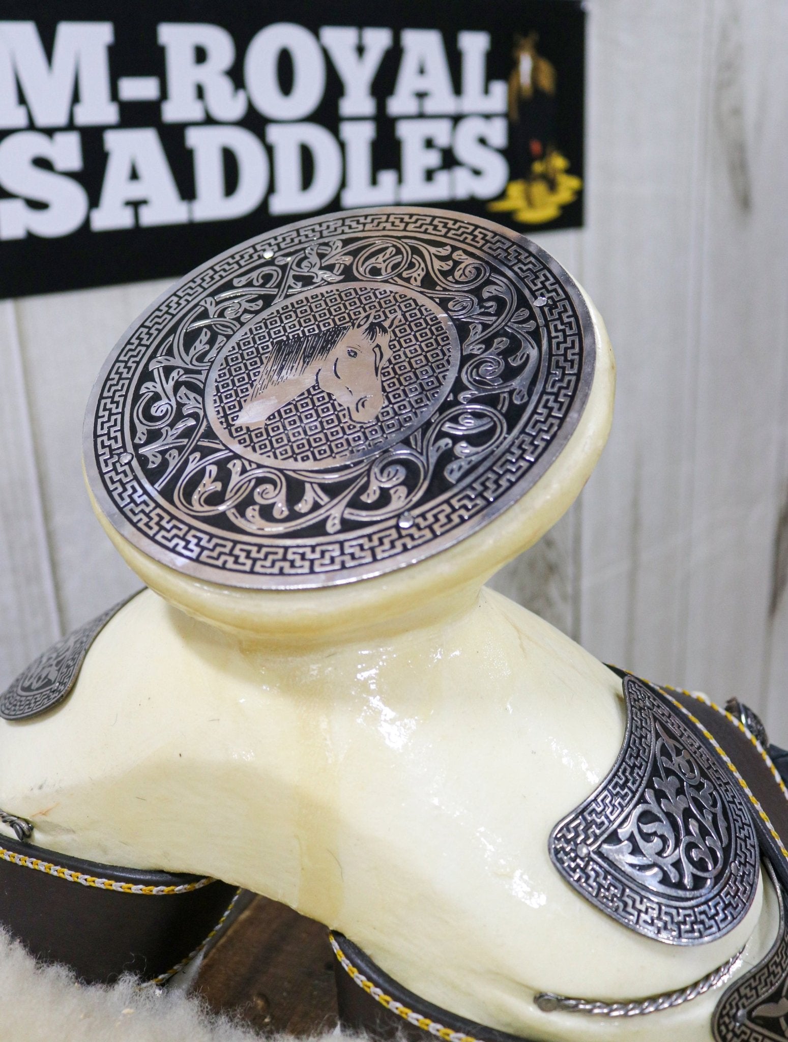 15" Charro Latigo Fina Acero Horse Montura Saddle - M - Royal Saddles - Charro Saddles/Monturas