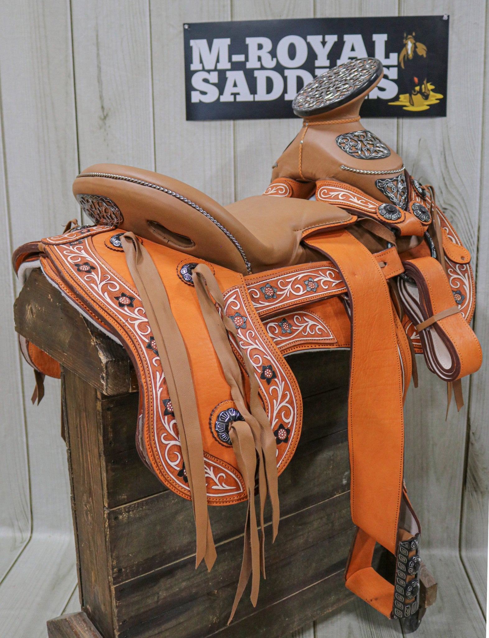 15.5" Miel Montura Pintada Fina Acero Horse Mexican Saddle - M - Royal Saddles - Charro Saddles/Monturas