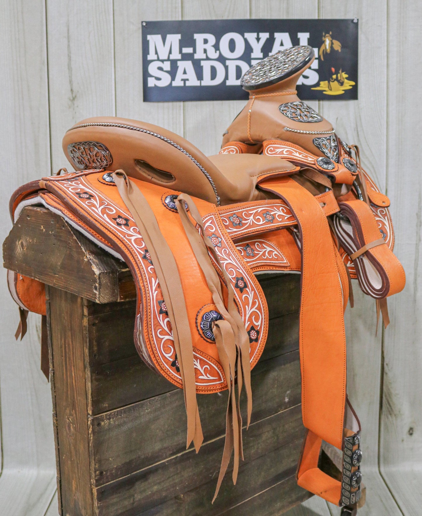 15.5" Miel Montura Pintada Fina Acero Horse Mexican Saddle - M - Royal Saddles - Charro Saddles/Monturas