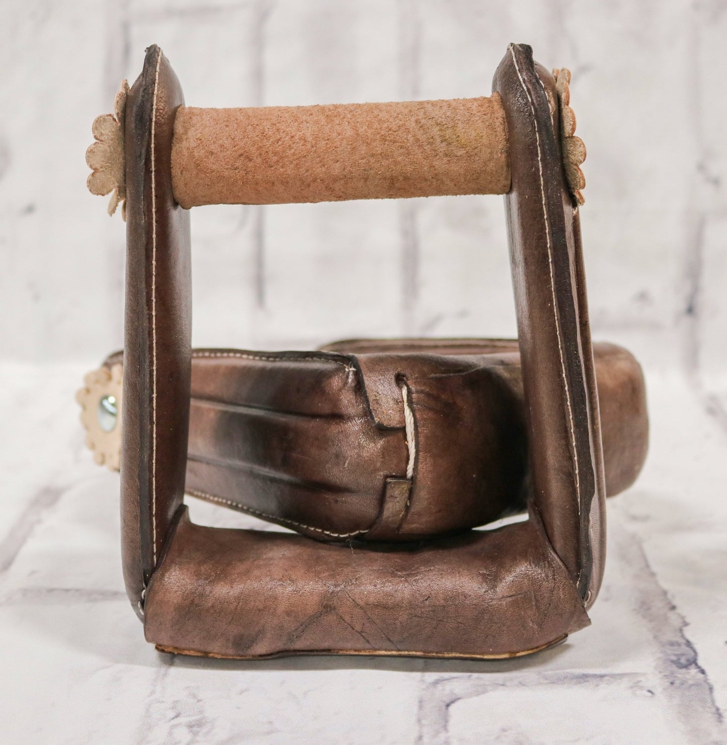 Brown Charros Estribos Lisos Horse Charro Saddle Horse Stirrups - M - Royal Saddles - Charro Saddle Parts