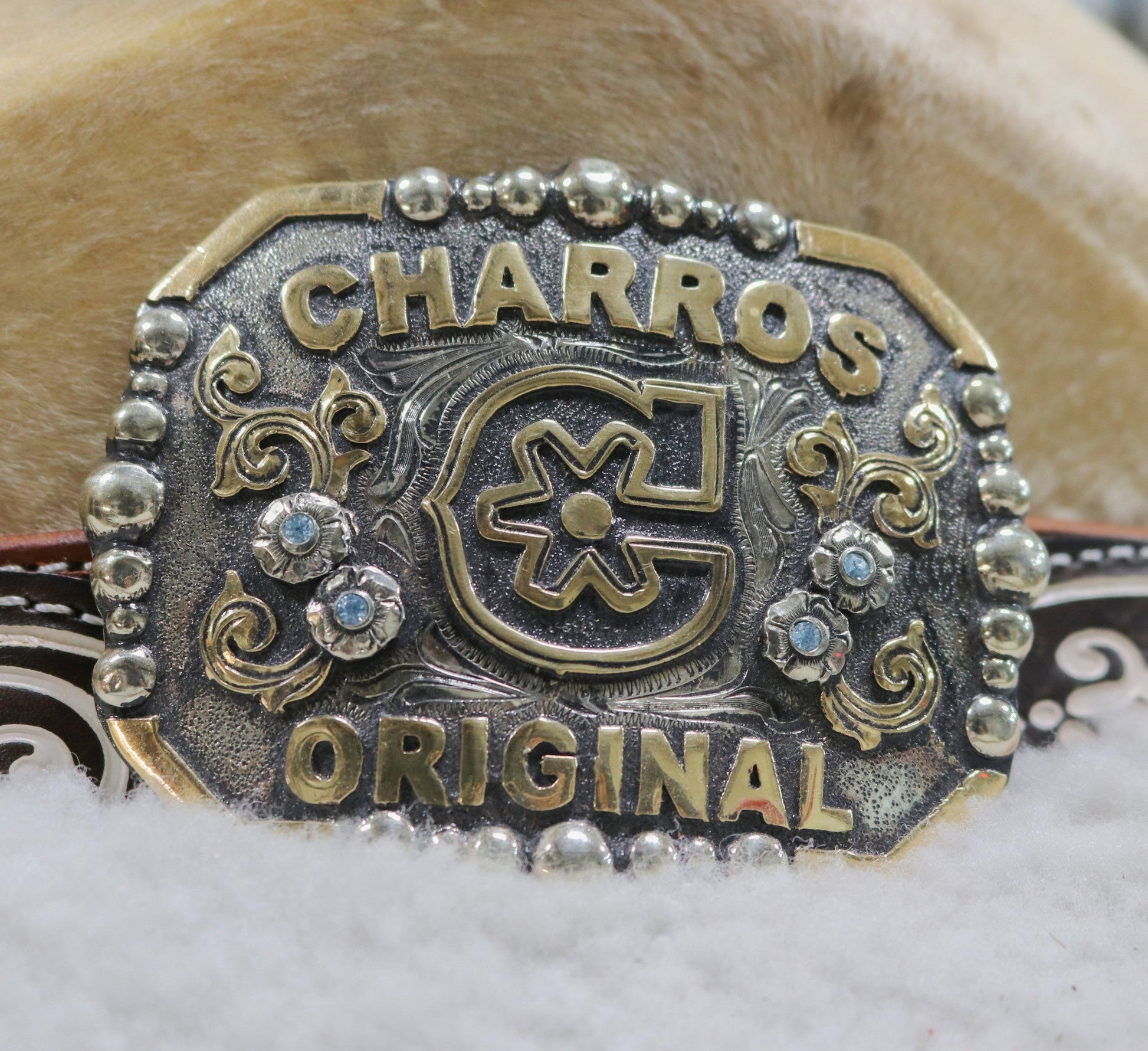 Charros Original Hebilla Fina “C” - M - Royal Saddles - Belts/Buckles