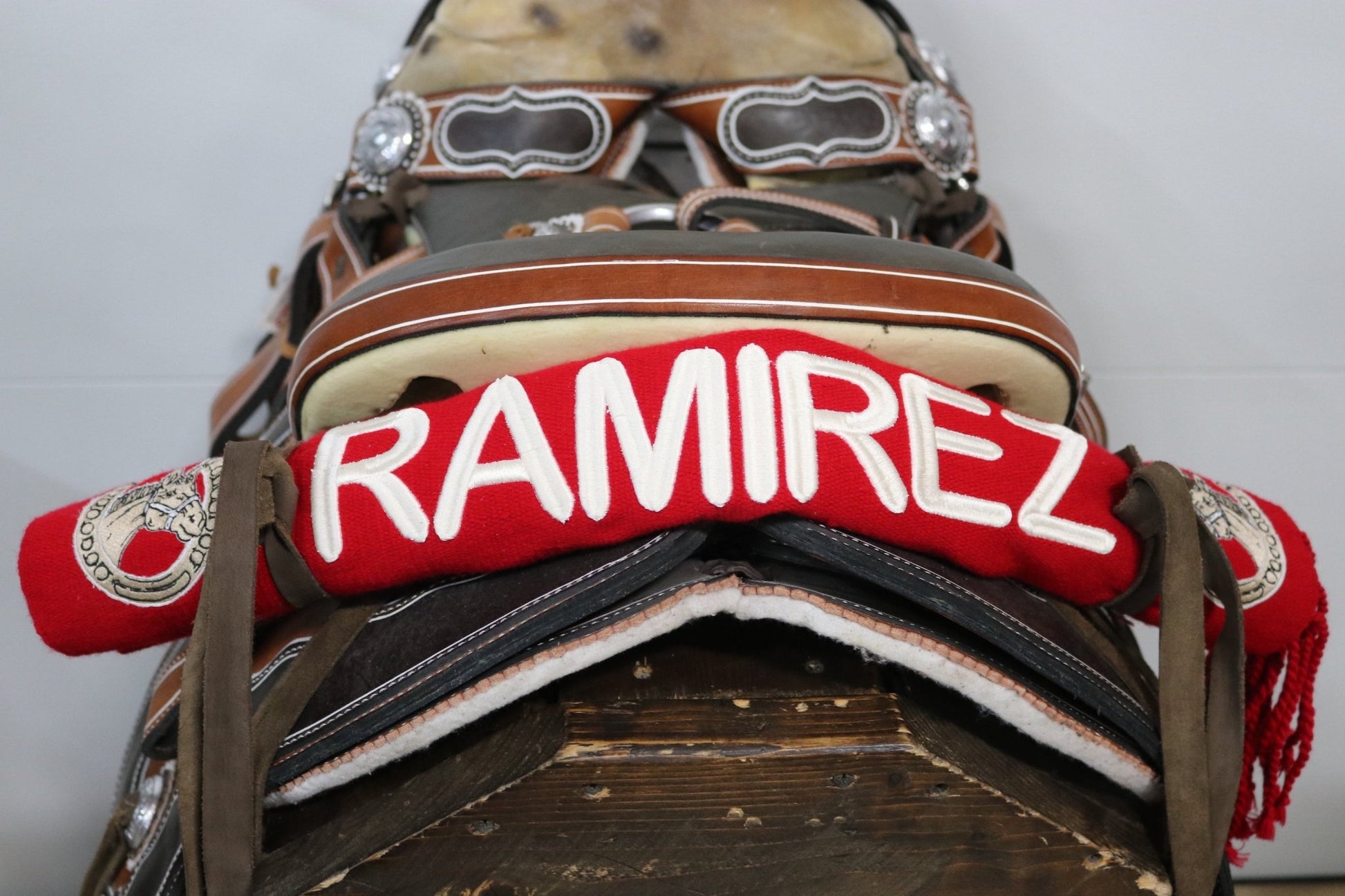 Ramirez Red Charro Sarape Montura Charra Mexican Saddle - M - Royal Saddles - Sarapes