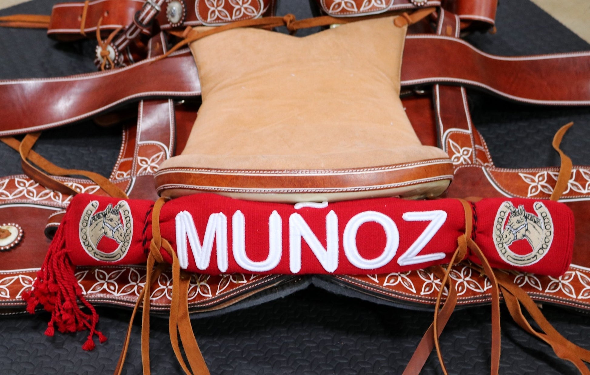 Red Munoz Charro Sarape Montura Charra - M - Royal Saddles - Sarapes