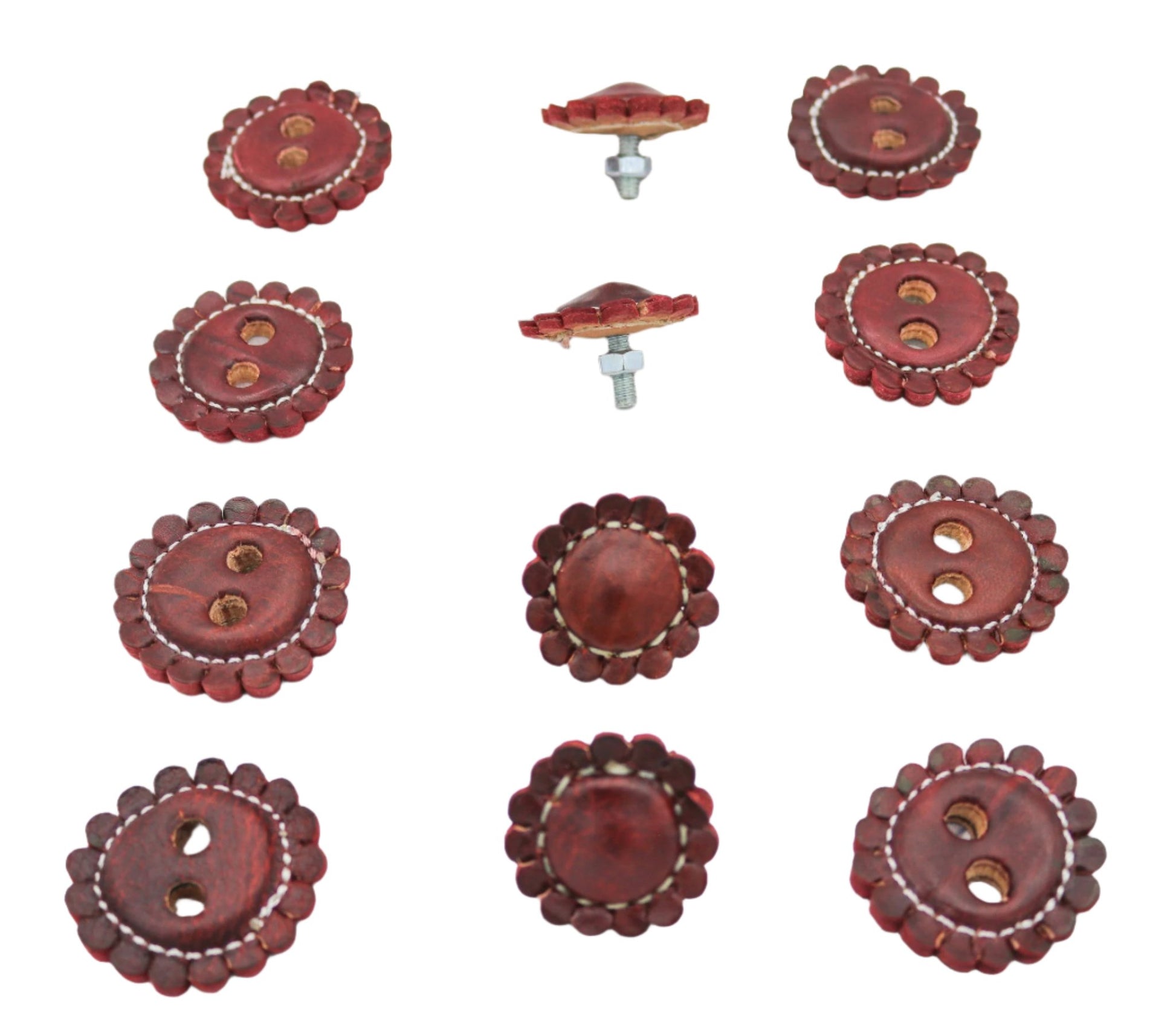 Vino Maroon Juego De Chapetones Conchos Monturas - M - Royal Saddles - Charro Saddle Parts