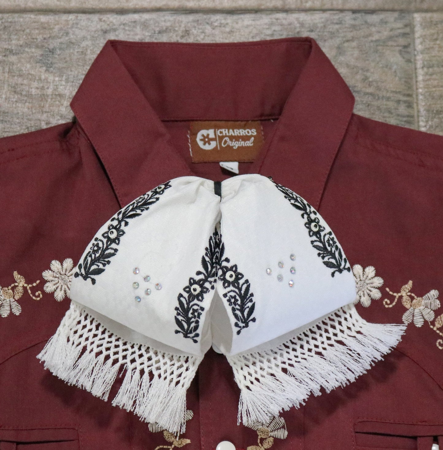 White Mono Mexican Charro Flor Camisa Charra - M - Royal Saddles - Monos Charros