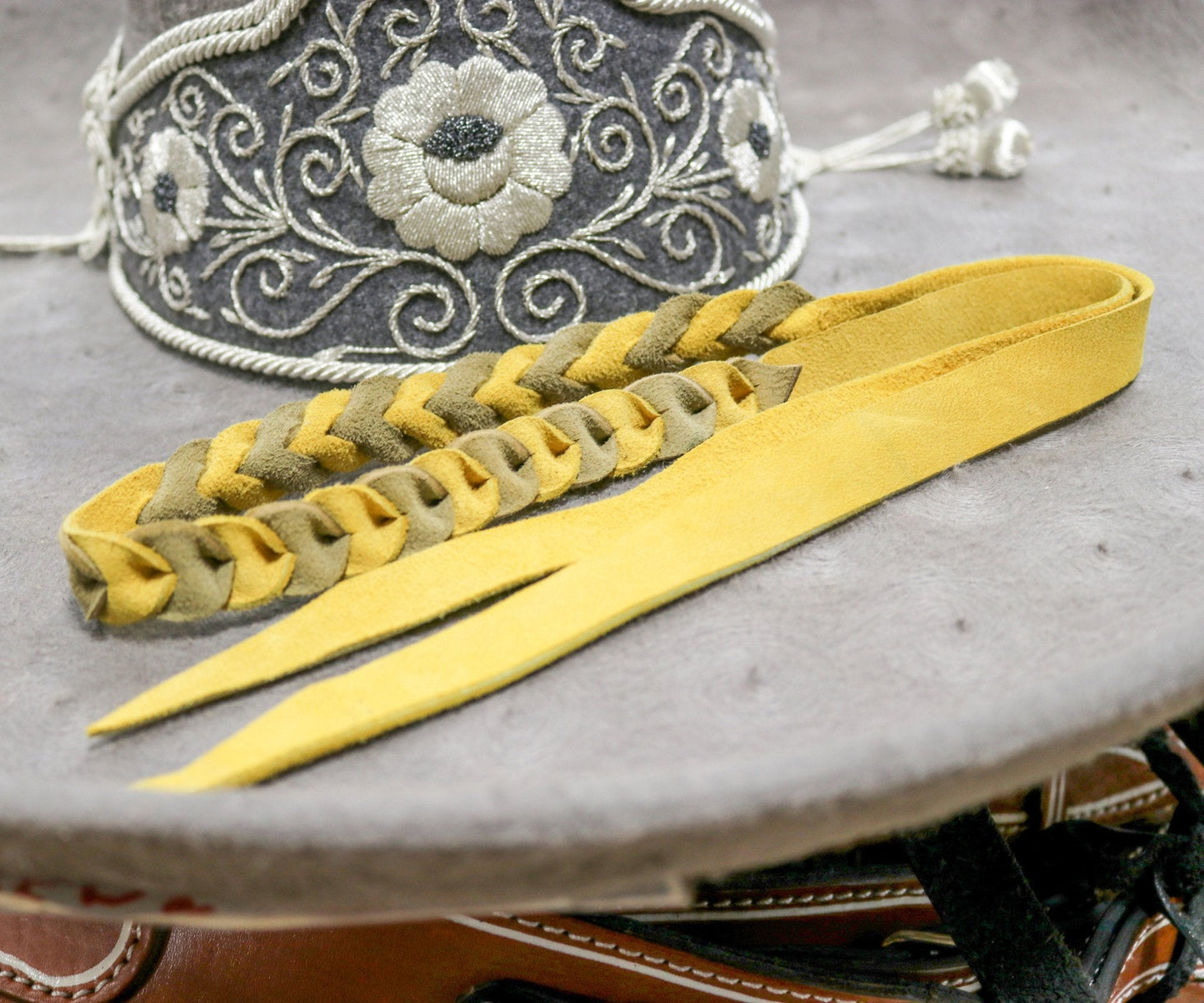 Yellow Barbiquejo Charro De Gamuza Sombrero Charro - M - Royal Saddles - Sombreros Charros